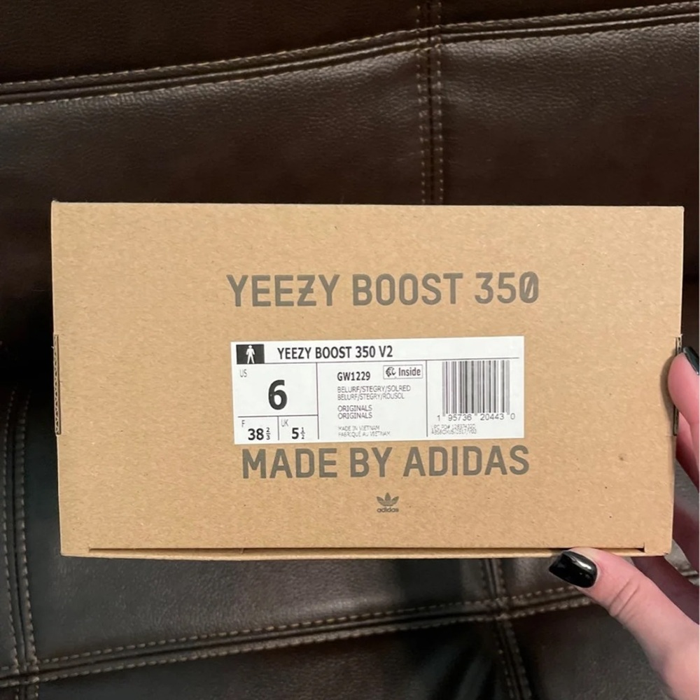 Yeezy Boost 250